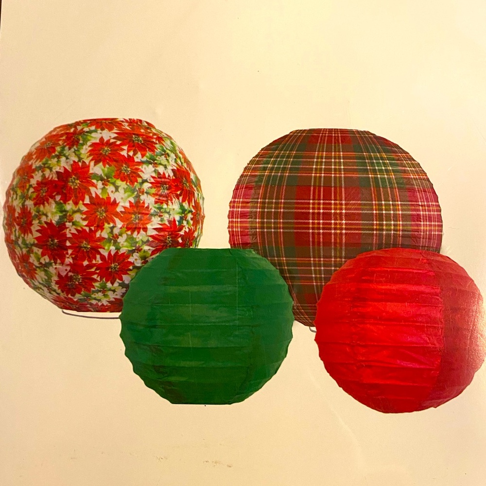 Christmas Paper Lanterns Decor